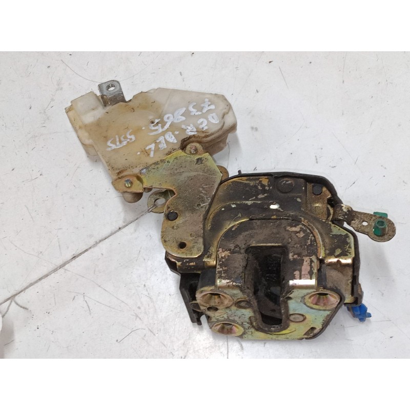 Recambio de cerradura puerta delantera derecha para nissan almera ii hatchback (n16) 2.2 di referencia OEM IAM 8055261066  