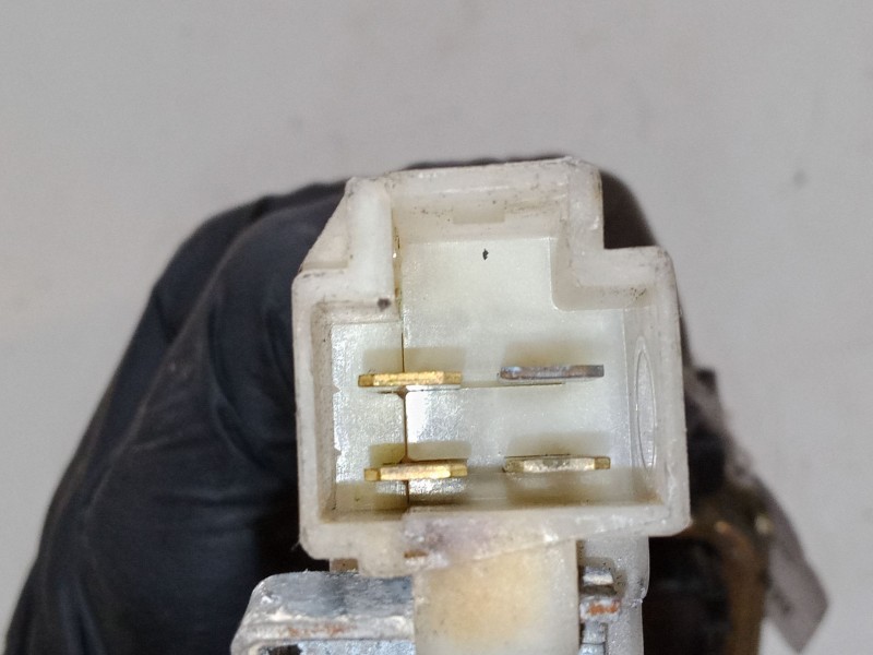 Recambio de cerradura puerta delantera derecha para nissan almera ii hatchback (n16) 2.2 di referencia OEM IAM 8055261066  