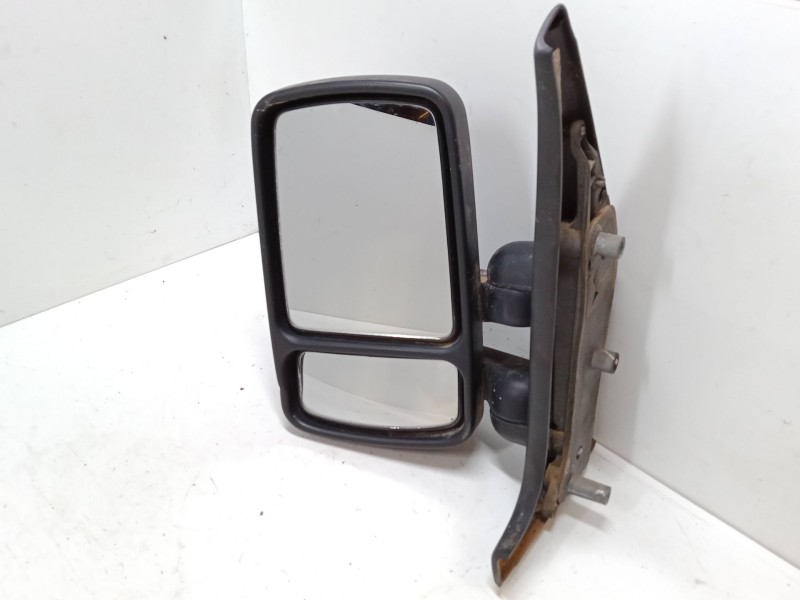 Recambio de retrovisor izquierdo para renault master ii furgoneta (fd) 2.5 d referencia OEM IAM   