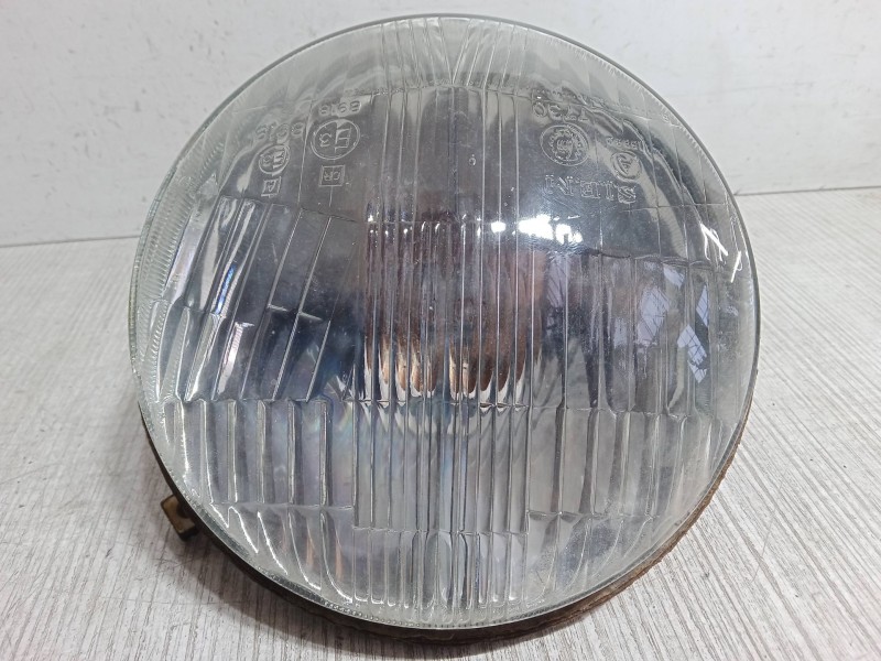 Recambio de faro izquierdo para iveco 40/50 referencia OEM IAM   