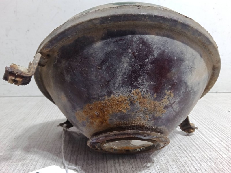 Recambio de faro izquierdo para iveco 40/50 referencia OEM IAM   