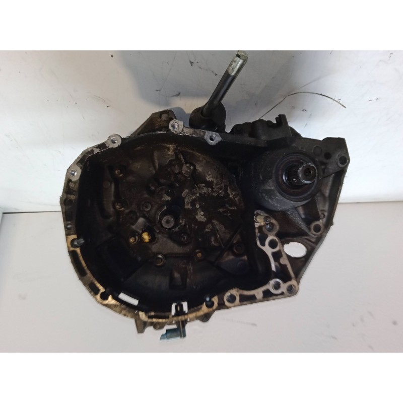 Recambio de caja de cambios manual 5 velocidades para renault clio ii (bb_, cb_) 1.4 (b/cb0c, b/cb0s) referencia OEM IAM 7700113