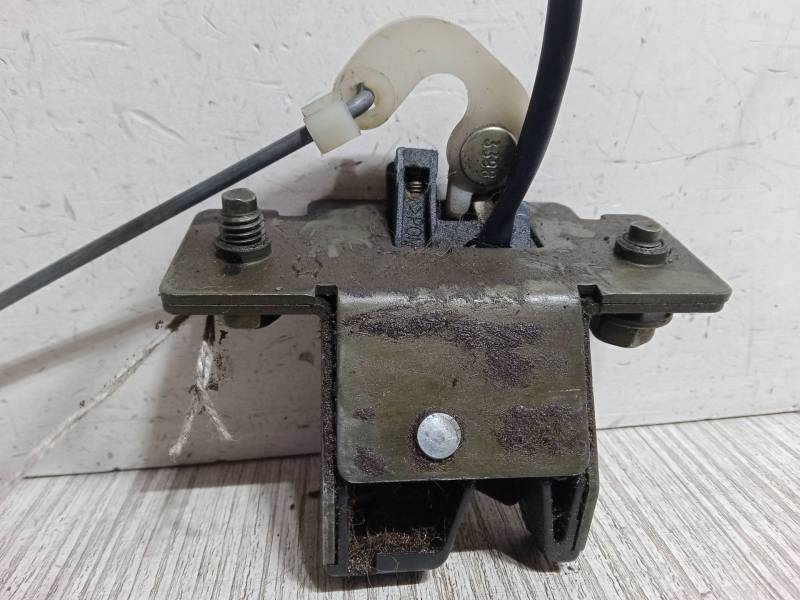 CERRADURA MALETERO / PORTON 