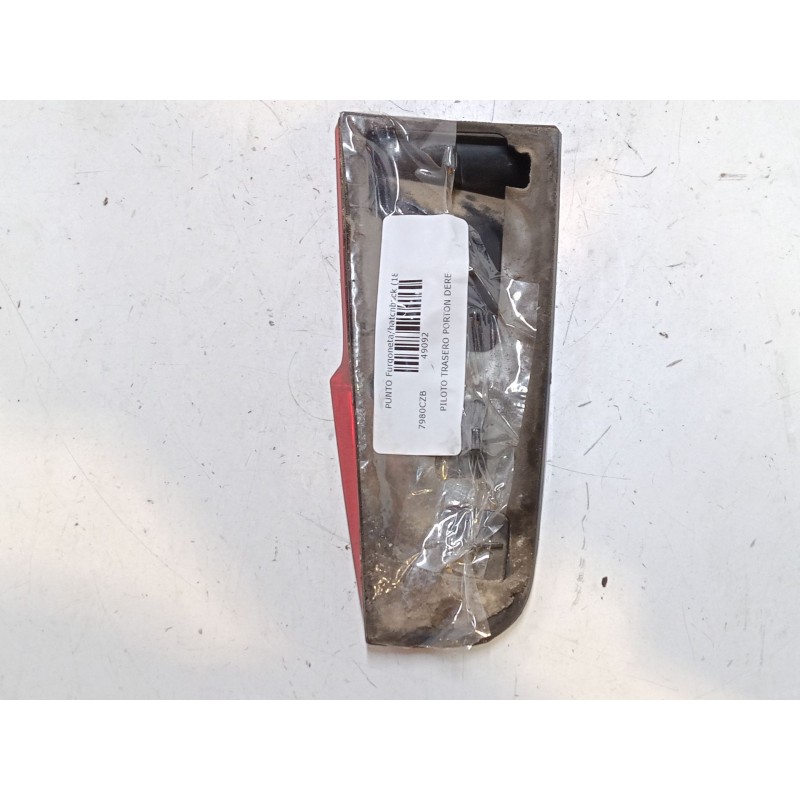 Recambio de piloto trasero porton derecho para fiat punto furgoneta/hatchback (188_) 1.3 jtd referencia OEM IAM   