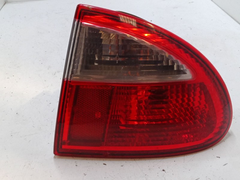 Recambio de piloto trasero derecho para seat leon (1m1) 1.9 tdi referencia OEM IAM   