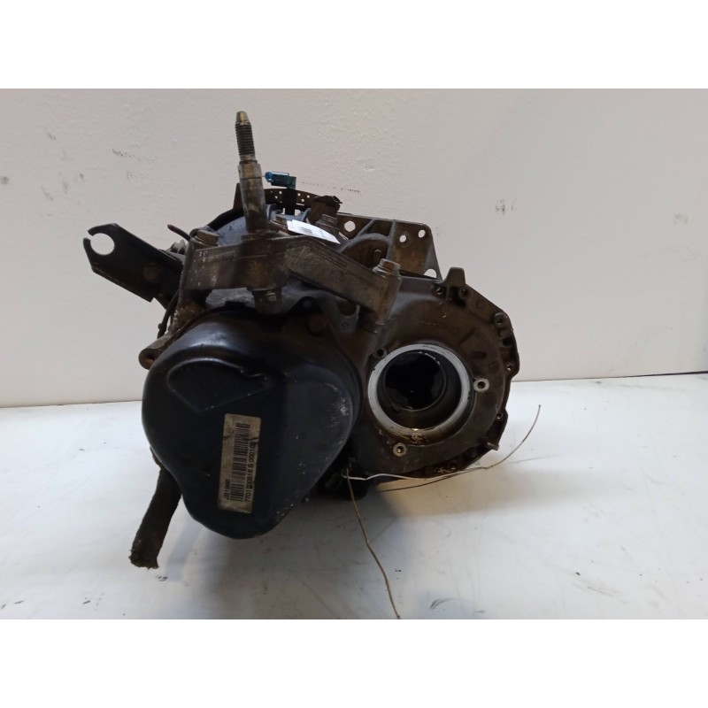 Recambio de caja de cambios manual 5 velocidades para renault clio ii (bb_, cb_) 1.4 (b/cb0c, b/cb0s) referencia OEM IAM 7700113