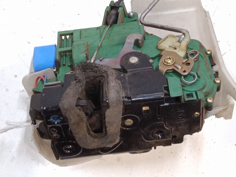 Recambio de cerradura puerta delantera derecha para volkswagen polo (9n_, 9a_) 1.4 16v referencia OEM IAM   