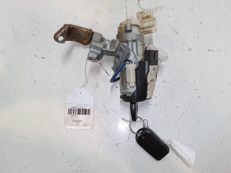 Recambio de clausor para toyota yaris (_p1_) 1.0 (scp10_) referencia OEM IAM 45020521  