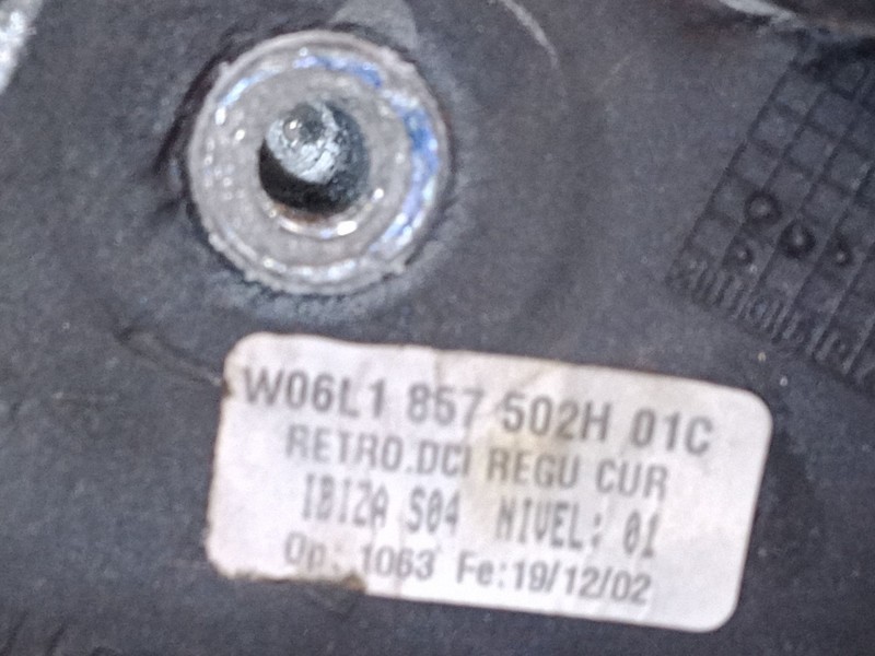 Recambio de retrovisor derecho para seat ibiza iii (6l1) 1.2 referencia OEM IAM 6L1857502  