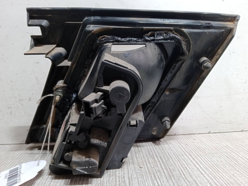 Recambio de piloto trasero porton izquierdo para nissan primera hatchback (p11) 2.0 td referencia OEM IAM   