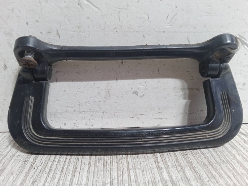 Recambio de asidero delantero izquierdo para iveco 40/50 referencia OEM IAM   