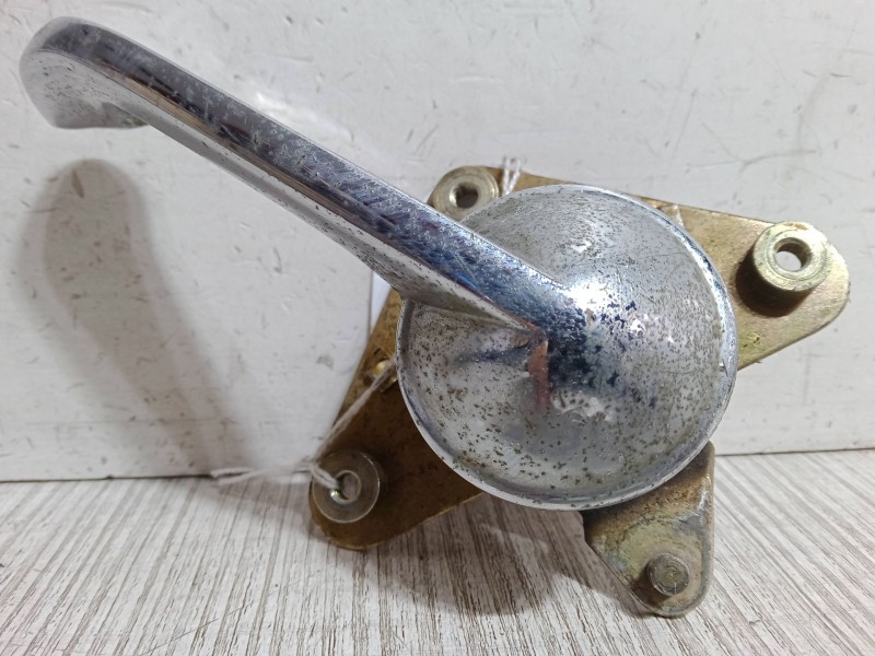 Recambio de maneta interior puerta delantera izquierda para iveco 40/50 referencia OEM IAM   