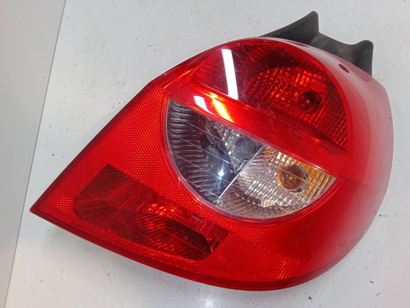 Recambio de piloto trasero derecho para renault clio iii (br0/1, cr0/1) 1.5 dci (c/br0g, c/br1g) referencia OEM IAM 89075790  