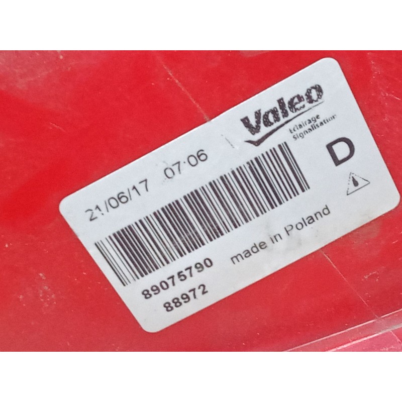 Recambio de piloto trasero derecho para renault clio iii (br0/1, cr0/1) 1.5 dci (c/br0g, c/br1g) referencia OEM IAM 89075790  