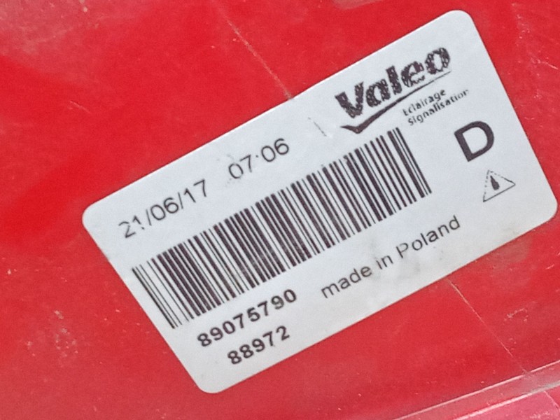 Recambio de piloto trasero derecho para renault clio iii (br0/1, cr0/1) 1.5 dci (c/br0g, c/br1g) referencia OEM IAM 89075790  
