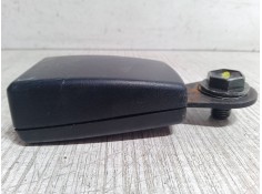 Recambio de anclaje cinturon trasero derecho para mercedes-benz vaneo (414) 1.7 cdi (414.700) referencia OEM IAM    2