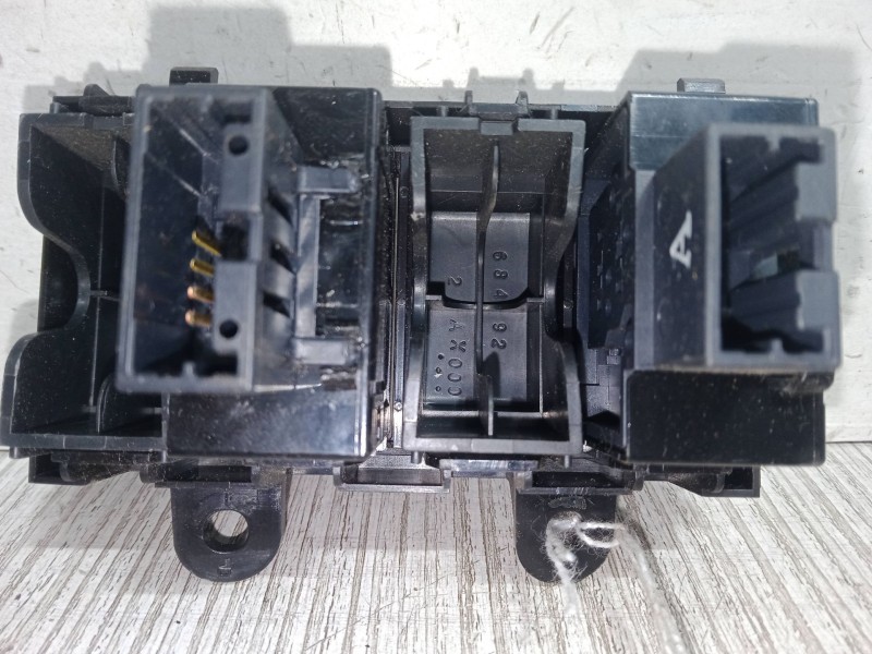 Recambio de boton esp para nissan x-trail ii (t31) 2.0 dci 4x4 referencia OEM IAM   