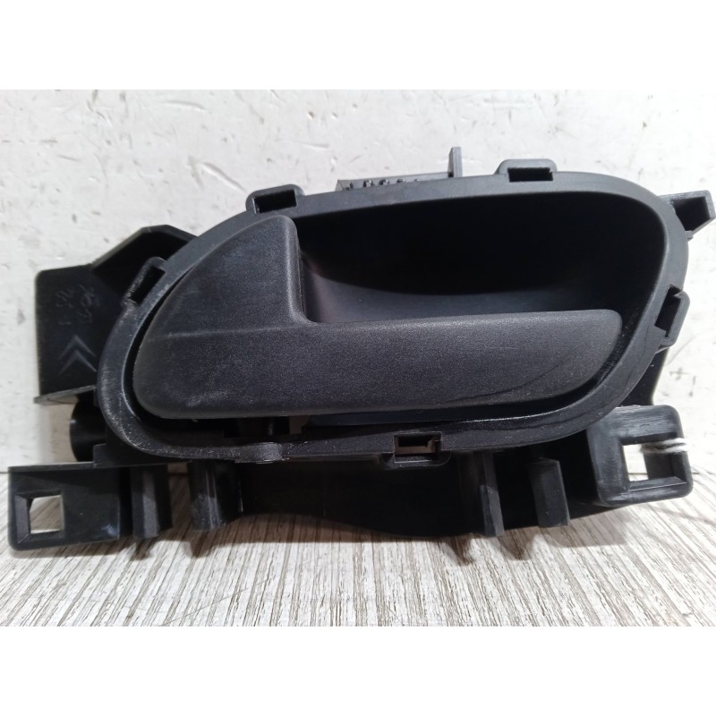 Recambio de maneta interior puerta delantera izquierda para fiat scudo furgoneta 1.5 multijet 120 (506) referencia OEM IAM   