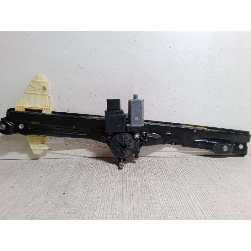 Recambio de elevalunas electrico delantero izquierdo para fiat scudo furgoneta 1.5 multijet 120 (506) referencia OEM IAM YARVFEH