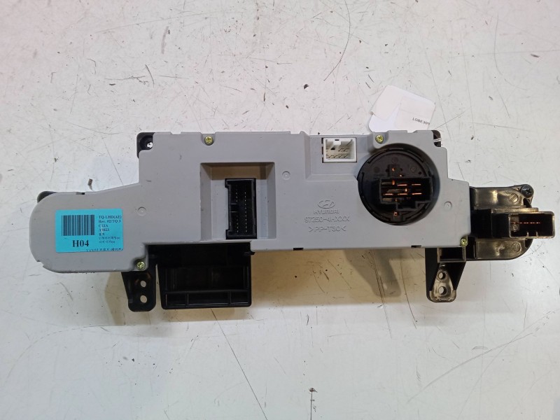 Recambio de mando climatizador para hyundai h-1 travel (tq) 2.5 crdi referencia OEM IAM 972504HXXX  