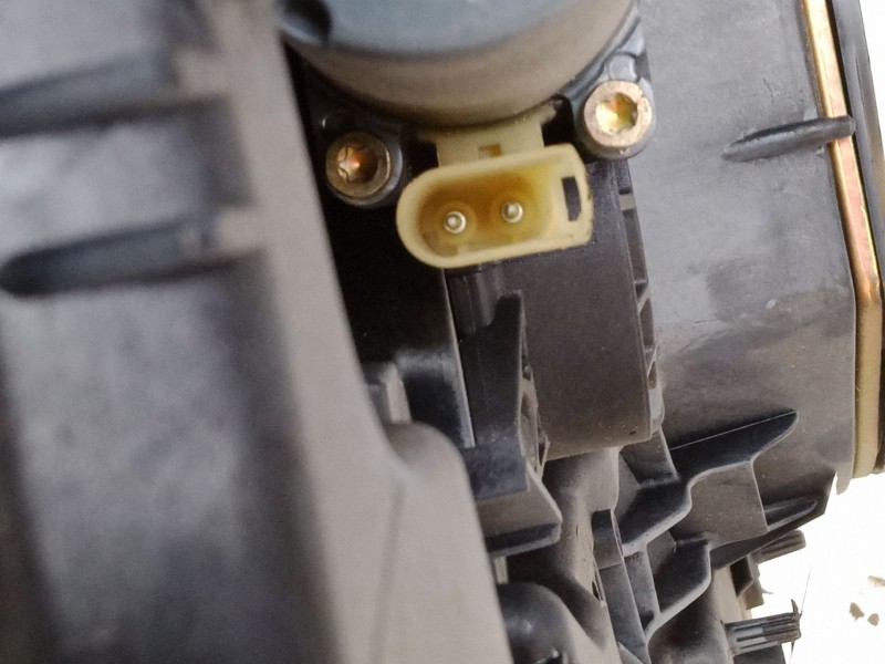 Recambio de elevalunas electrico delantero derecho para ford fusion (ju_) 1.4 tdci referencia OEM IAM   