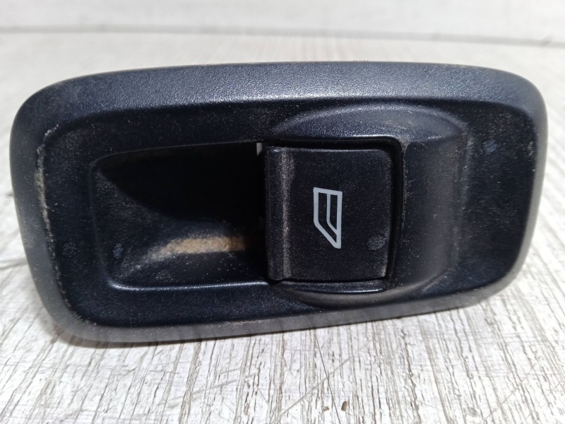 Recambio de mando elevalunas delantero derecho para ford fiesta vi (cb1, ccn) 1.6 tdci referencia OEM IAM   