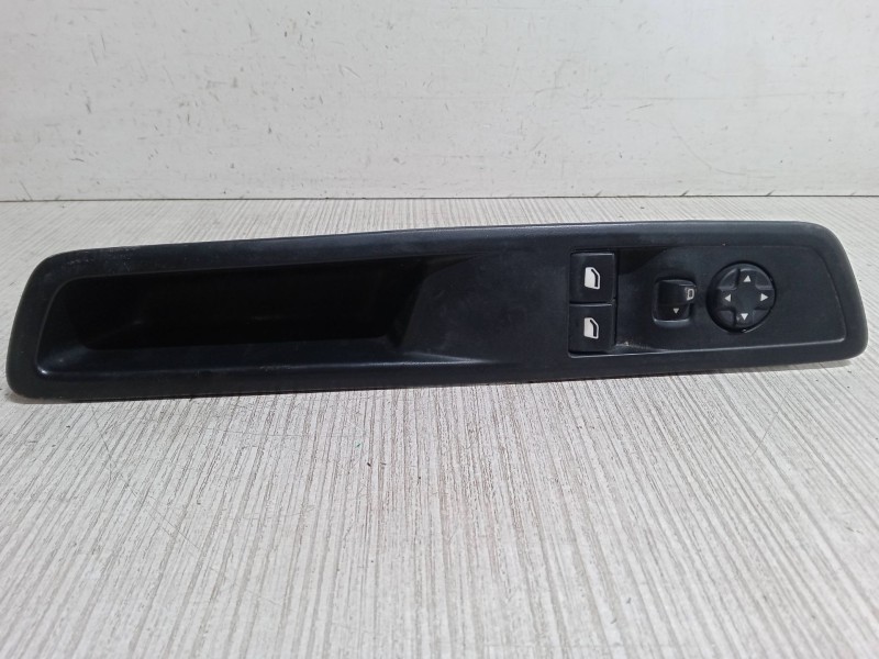 Recambio de mando elevalunas delantero izquierdo para fiat scudo furgoneta 1.5 multijet 120 (506) referencia OEM IAM   