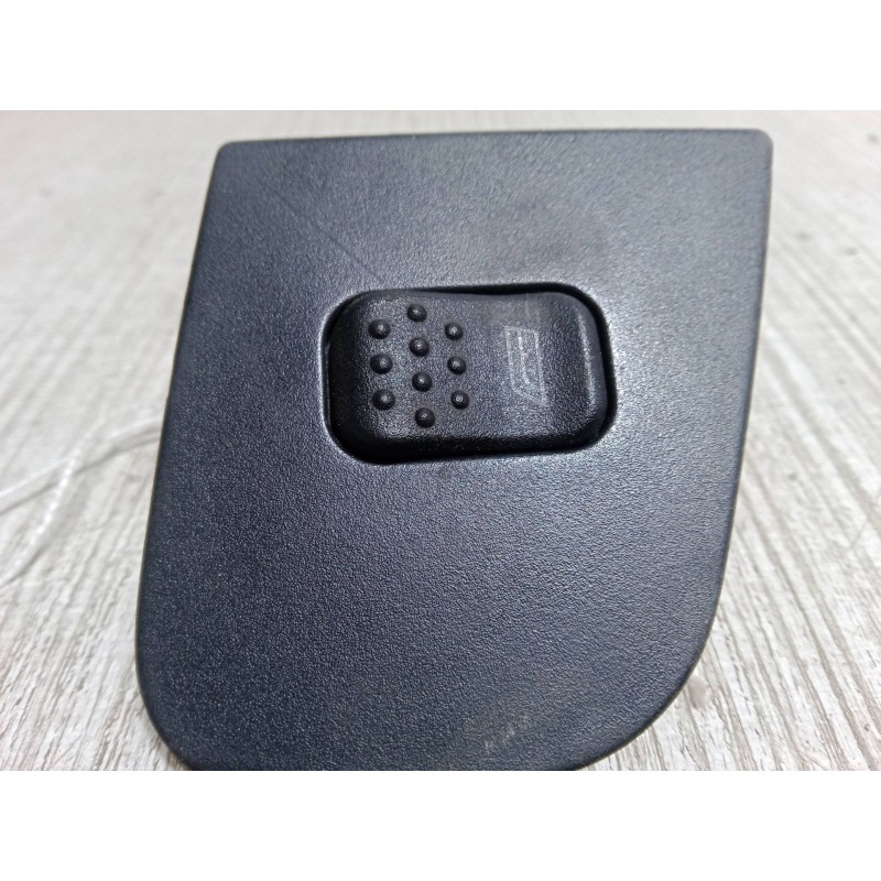 Recambio de mando elevalunas delantero derecho para alfa romeo 146 (930_) 1.9 jtd (930.b4b) referencia OEM IAM   