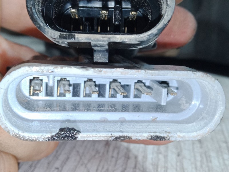 Recambio de faro derecho para iveco 120e18 eurocargo referencia OEM IAM   