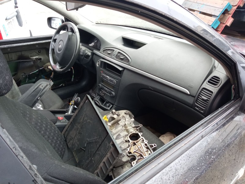 renault laguna ii (bg0/1_) del año 2005