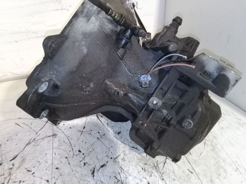 Recambio de caja de cambios manual 5 velocidades para opel astra h gtc (a04) 1.4 (l08) referencia OEM IAM 55565177  