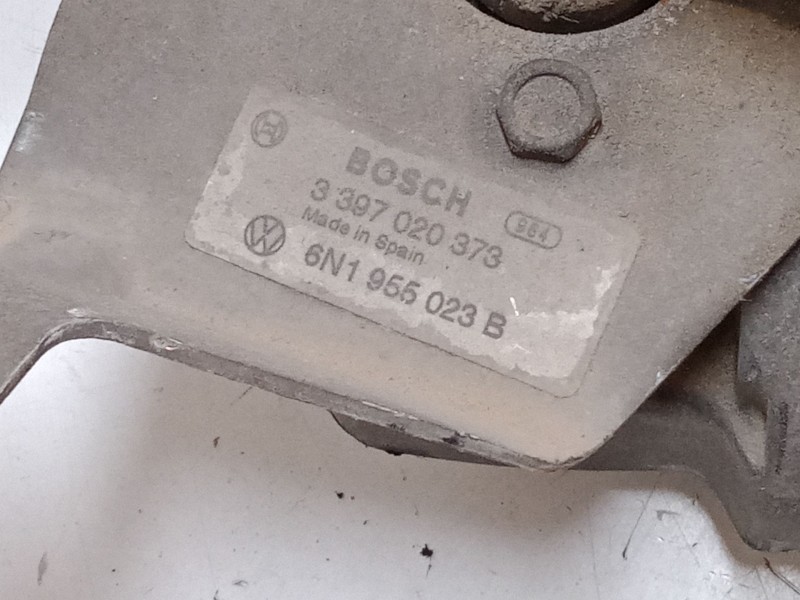 Recambio de motor limpia delantero para volkswagen polo iii (6n1) 50 1.0 referencia OEM IAM 6N1955023B  3397020373