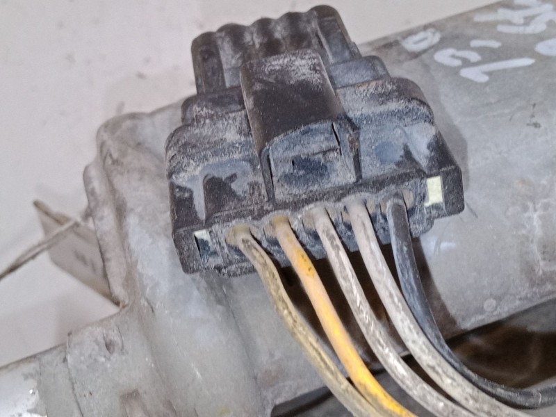 Recambio de motor limpia delantero para renault clio ii (bb_, cb_) 1.4 (b/cb0c, b/cb0s) referencia OEM IAM 8200027620  