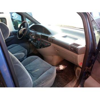 PEUGEOT 806 (221)