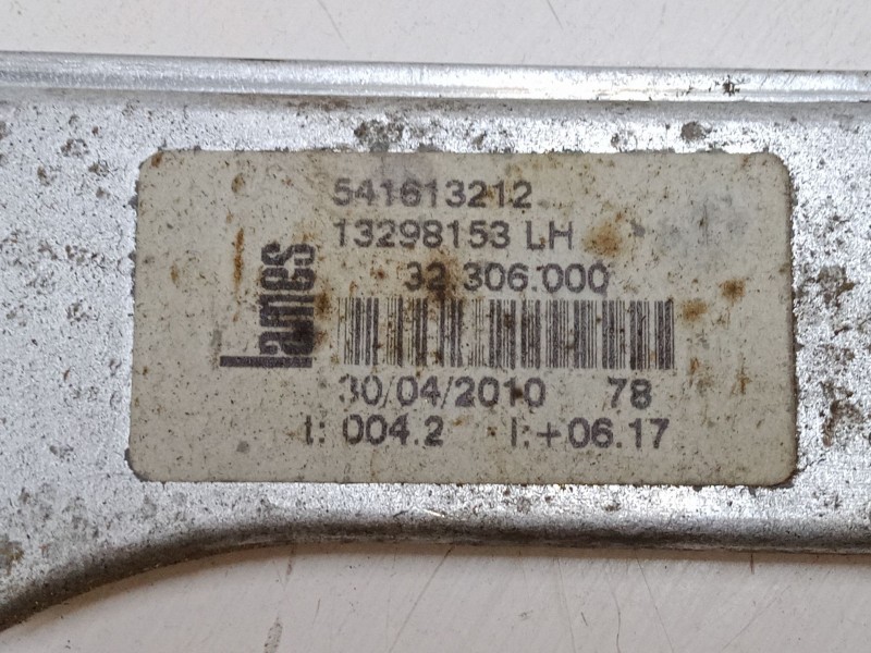 Recambio de elevalunas electrico delantero izquierdo para opel corsa d (s07) 1.2 (l08, l68) referencia OEM IAM 13298153LH  