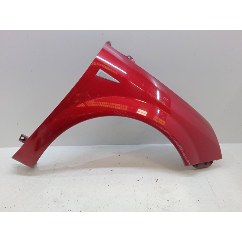 Recambio de aleta delantera derecha para renault scénic ii (jm0/1_) 1.9 dci (jm0g, jm12, jm1g, jm2c) referencia OEM IAM   