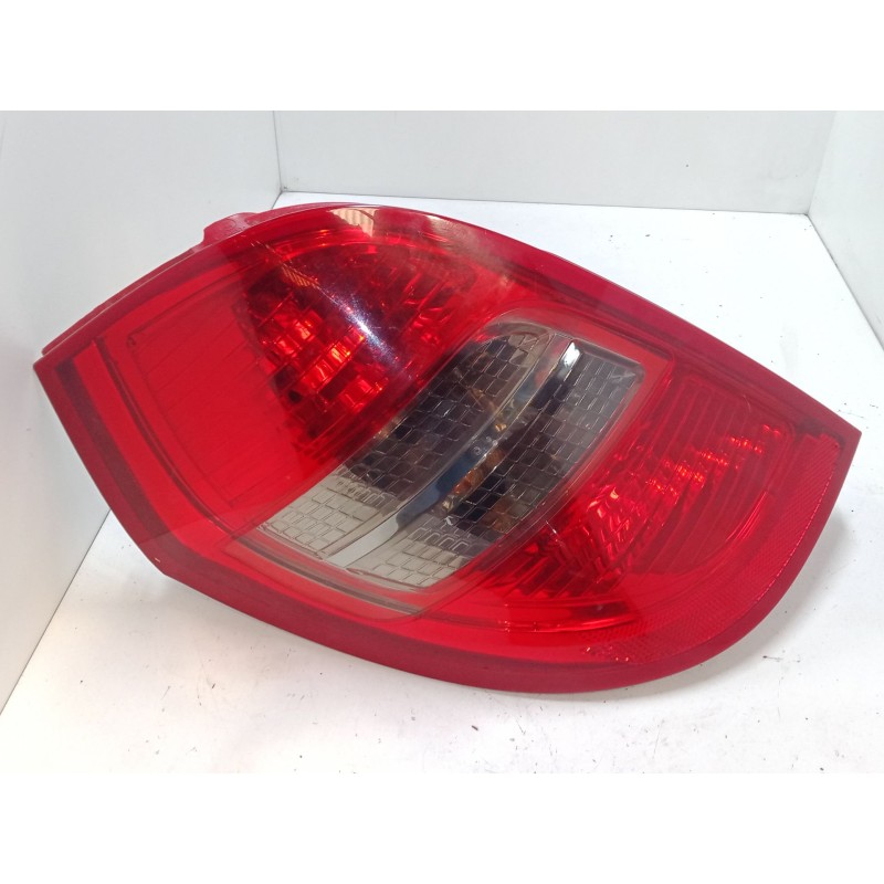 Recambio de piloto trasero izquierdo para mercedes-benz clase a (w169) a 180 cdi (169.007, 169.307) referencia OEM IAM A16982009
