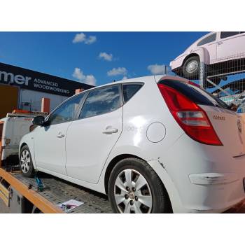 HYUNDAI I30 (FD)