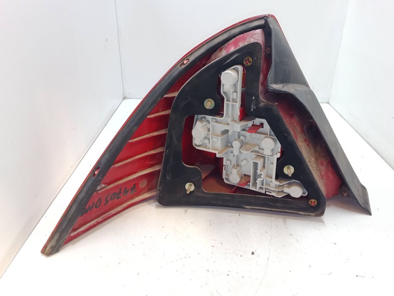 Recambio de piloto trasero derecho para ford mondeo iii (b5y) 3.0 v6 24v referencia OEM IAM   