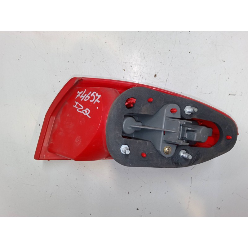 Recambio de piloto trasero izquierdo para alfa romeo 147 (937_) 1.6 16v t.spark eco (937.axa1a, 937.bxa1a) referencia OEM IAM   