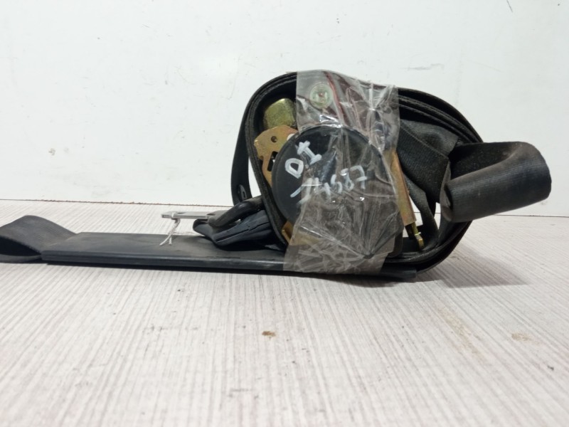 Recambio de cinturon con pretensor delantero izquierdo para peugeot 206 hatchback (2a/c) 2.0 hdi 90 referencia OEM IAM   