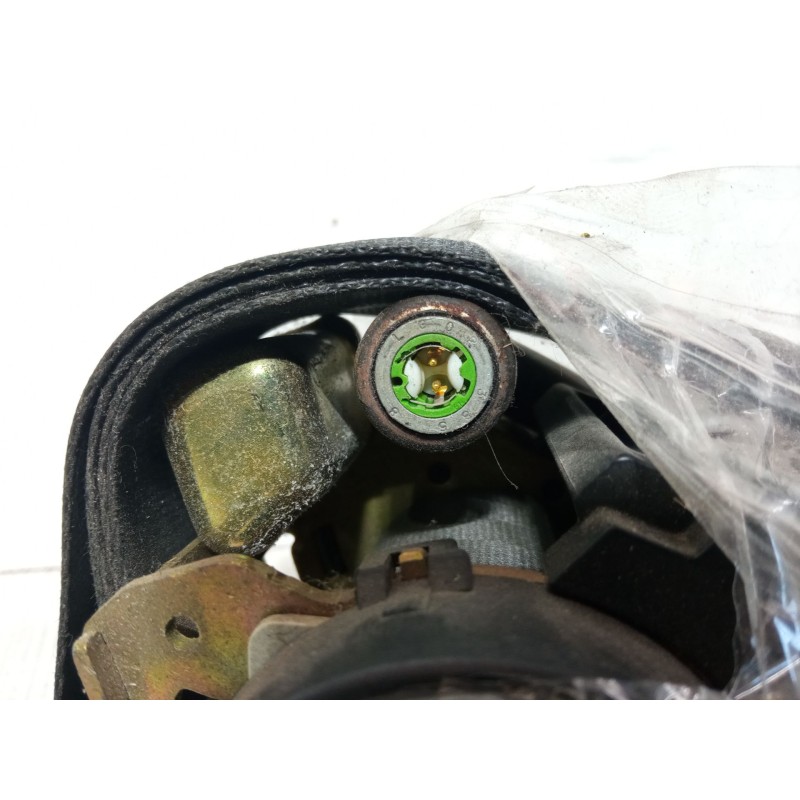 Recambio de cinturon con pretensor delantero izquierdo para peugeot 206 hatchback (2a/c) 2.0 hdi 90 referencia OEM IAM   