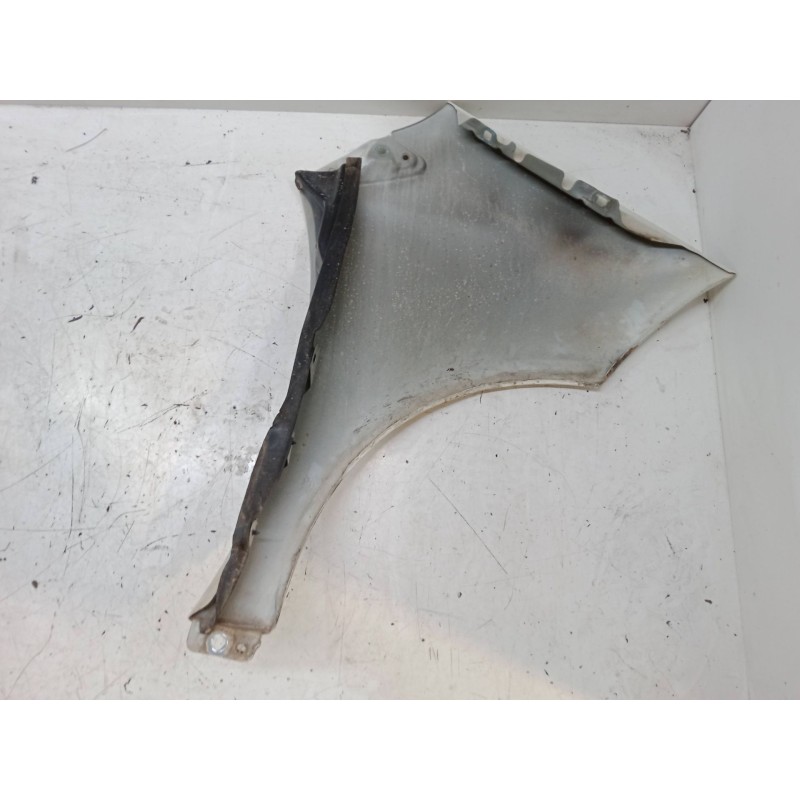 Recambio de aleta delantera izquierda para mercedes-benz clase a (w169) a 180 cdi (169.007, 169.307) referencia OEM IAM   