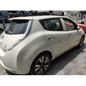 NISSAN LEAF (ZE0)