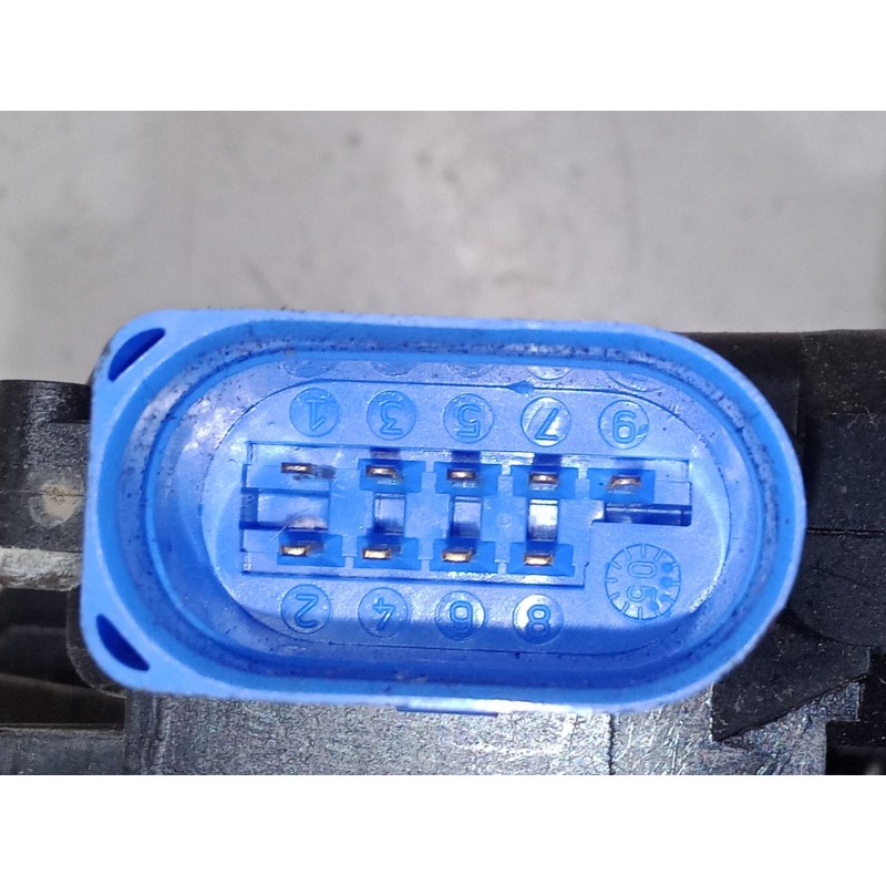 Recambio de cerradura puerta delantera derecha para volkswagen touareg (7la, 7l6, 7l7) 2.5 r5 tdi referencia OEM IAM 3D1837015  