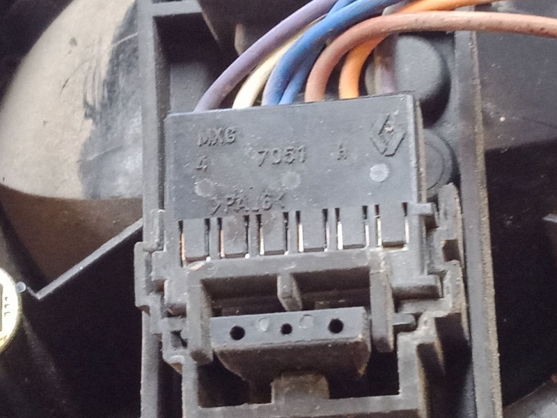 Recambio de piloto trasero izquierdo para renault megane i cabriolet (ea0/1_) 1.6 16v (ea04, ea0b, ea11, ea1j) referencia OEM IA