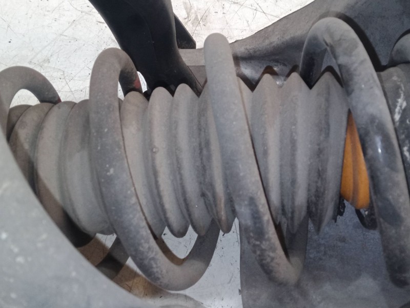 Recambio de amortiguador delantero izquierdo para peugeot 407 (6d_) 2.0 hdi (6drhrh) referencia OEM IAM   