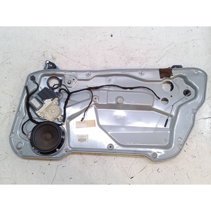 Recambio de elevalunas electrico delantero derecho para seat ibiza iii (6l1) 1.2 referencia OEM IAM 6L3837752AD  6Q2959801A