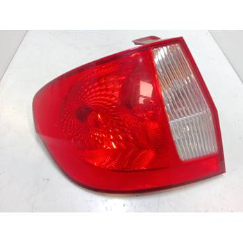 PILOTO TRASERO IZQUIERDO 924011C5XX 