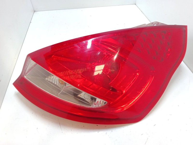 Recambio de piloto trasero derecho para ford fiesta vi (cb1, ccn) 1.4 tdci referencia OEM IAM   